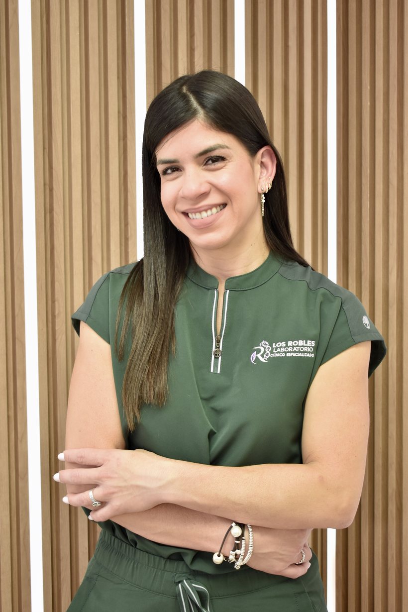 Adelis Rivera, MT (ASCP), Directora y Propietaria de Laboratorio Clínico Los Robles
